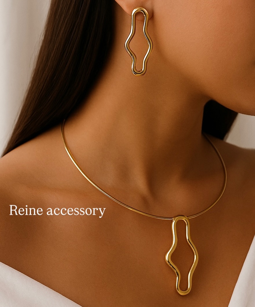 ست طوق و گوشواره مینیمال